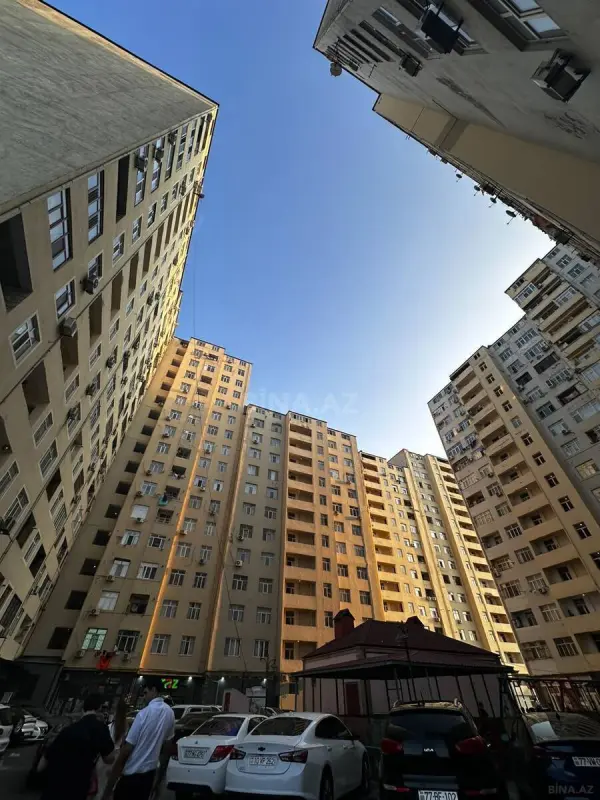 Satılır 3 otaqlı mənzil 124 m²
