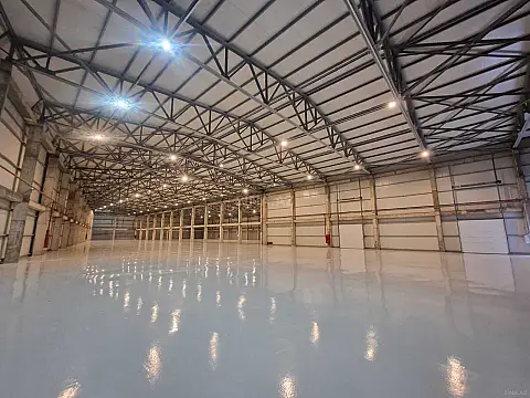 Kirayə verilir obyekt 1650 m² — Bakı 1650.00 m²