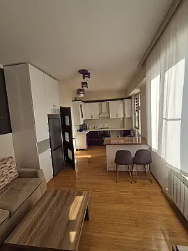Kirayə verilir 3 otaqlı mənzil 75 m² — Bakı 3 otaq 75.00 m²
