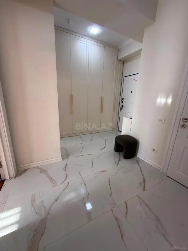 Satılır 3 otaqlı mənzil 84 m²