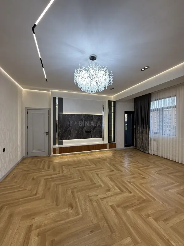 Satılır 4 otaqlı mənzil 112 m²