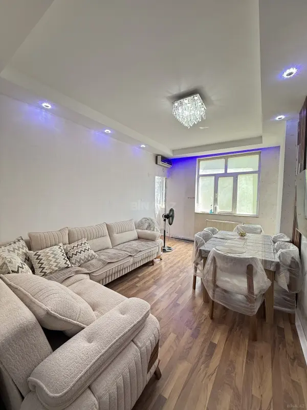 Satılır 4 otaqlı mənzil 80 m²