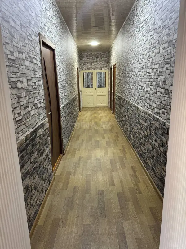 Kirayə verilir 12 otaqlı həyət evi 854 m²