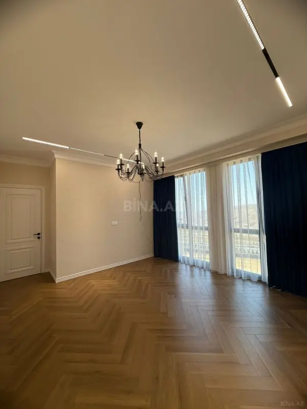 Satılır 2 otaqlı mənzil 70 m²