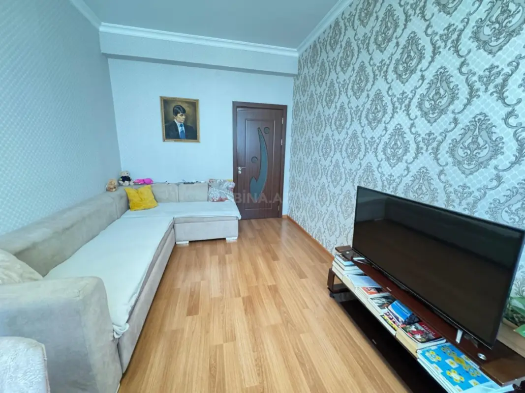 Satılır 2 otaqlı mənzil 65 m²