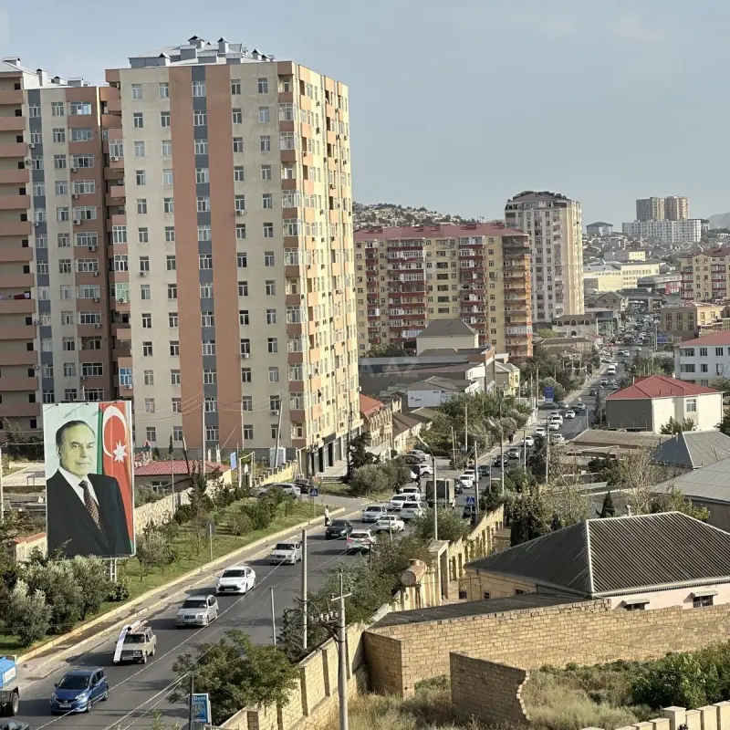Satılır 2 otaqlı mənzil 70 m²