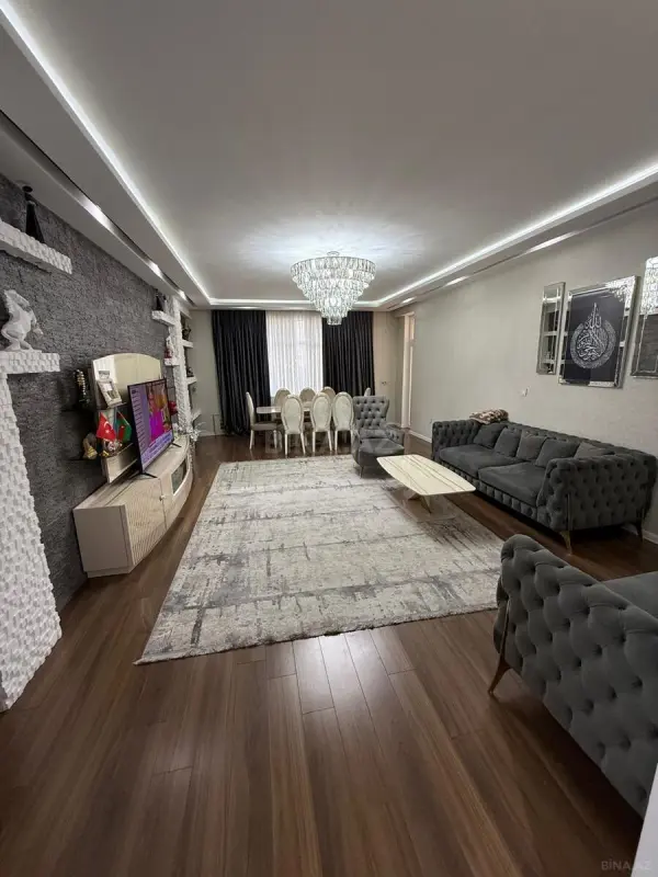 Satılır 3 otaqlı mənzil 138 m²