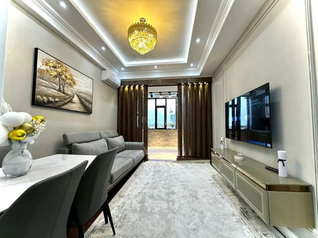 Satılır 2 otaqlı mənzil 70 m²