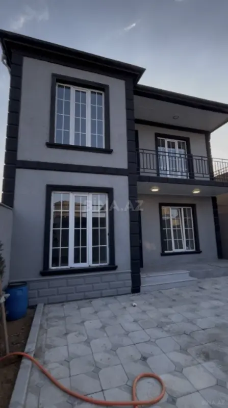 Satılır 4 otaqlı həyət evi 160 m²
