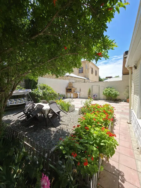 Satılır 4 otaqlı həyət evi 130 m²