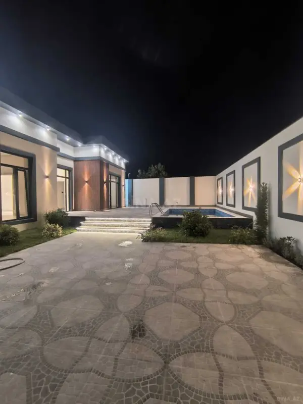 Satılır 4 otaqlı həyət evi 161 m²