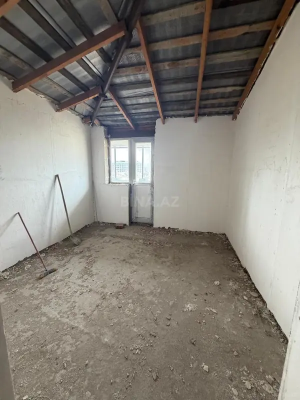 Satılır 3 otaqlı mənzil 125 m²