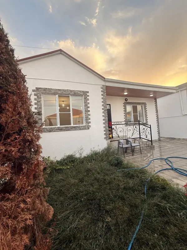 Satılır 3 otaqlı həyət evi 115 m²
