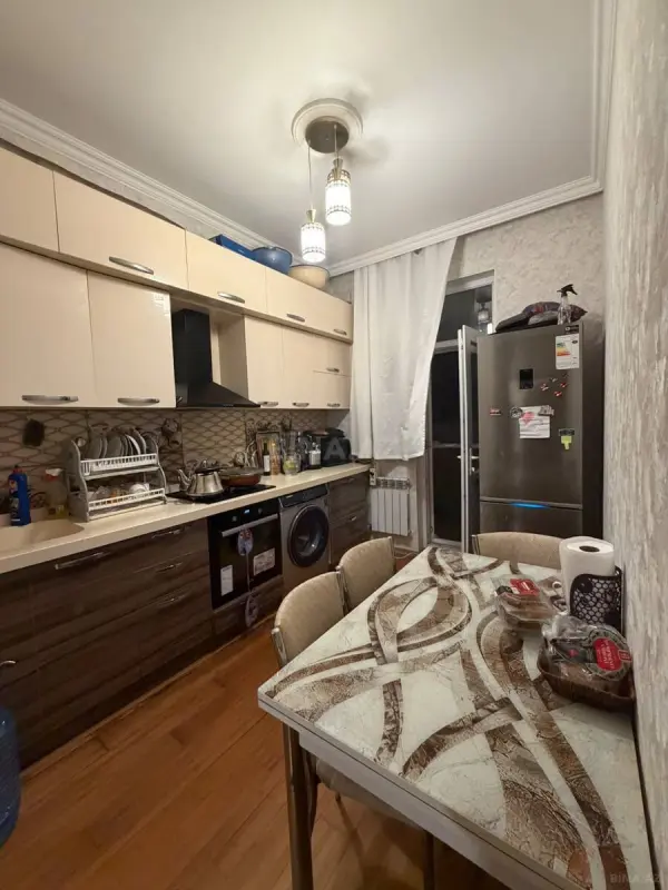 Satılır 3 otaqlı mənzil 83 m²