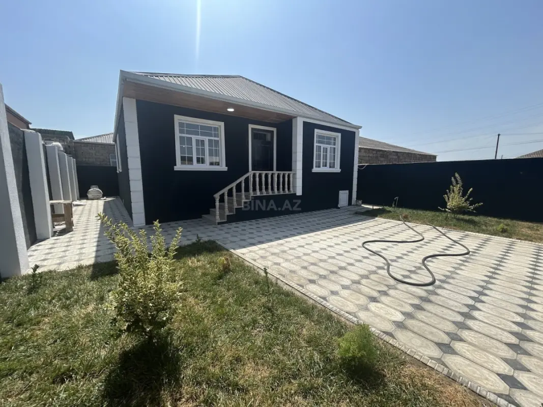 Satılır 4 otaqlı həyət evi 120 m²