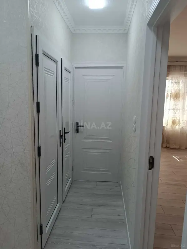Satılır 3 otaqlı mənzil 110 m²