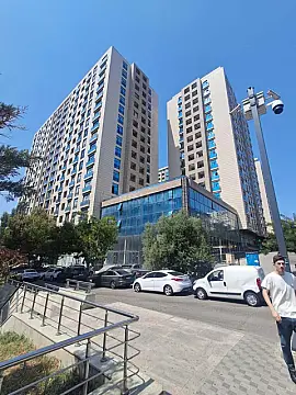 Satılır 4 otaqlı mənzil 148 m² — Bakı 4 otaq 148.00 m²