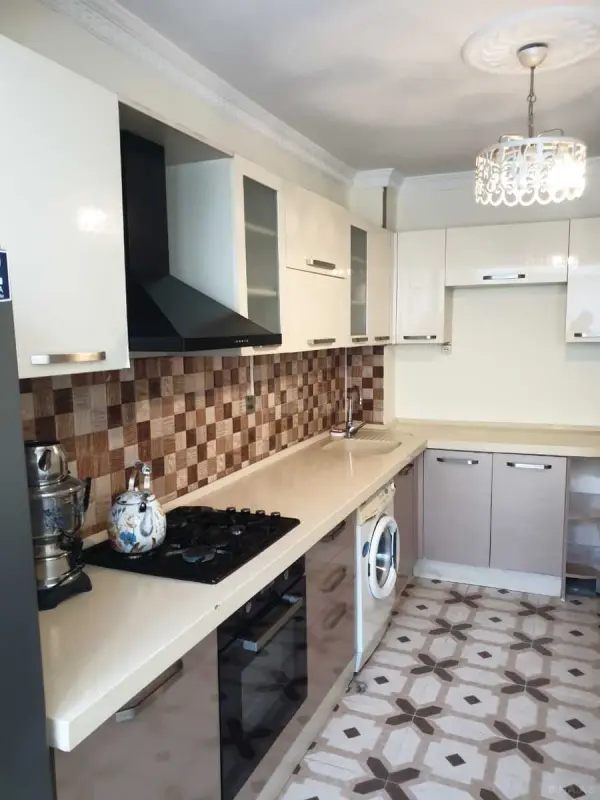 Kirayə verilir 2 otaqlı mənzil 55 m²