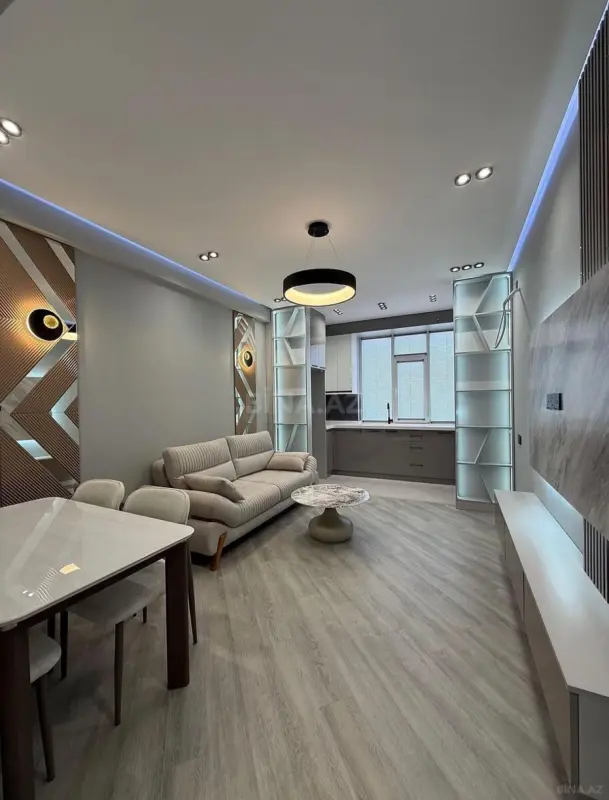 Satılır 2 otaqlı mənzil 61 m²