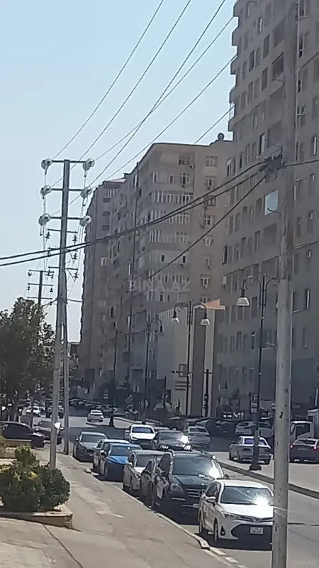 Satılır 3 otaqlı mənzil 140 m²