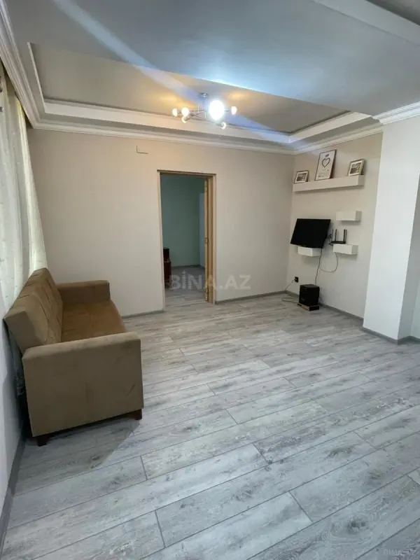 Kirayə verilir 2 otaqlı mənzil 50 m²