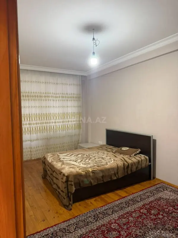 Kirayə verilir 3 otaqlı mənzil 120 m²