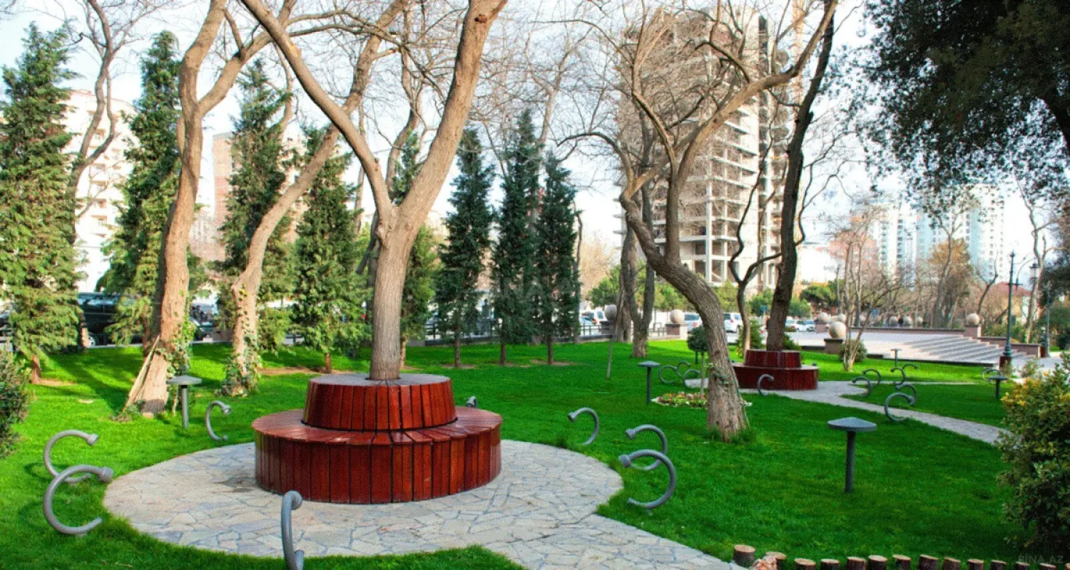 Kirayə verilir 3 otaqlı mənzil 130 m²