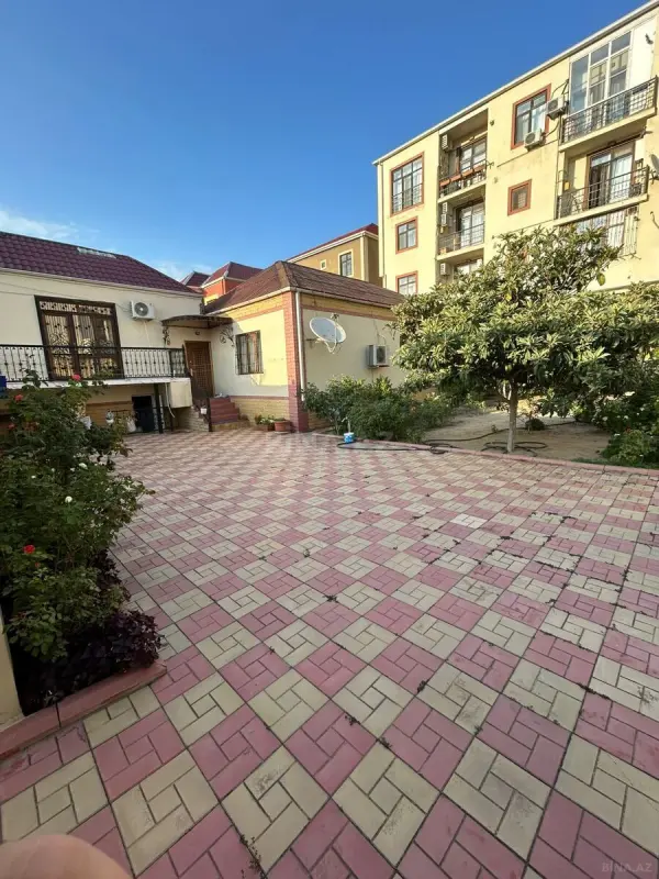 Satılır 5 otaqlı həyət evi 120 m²