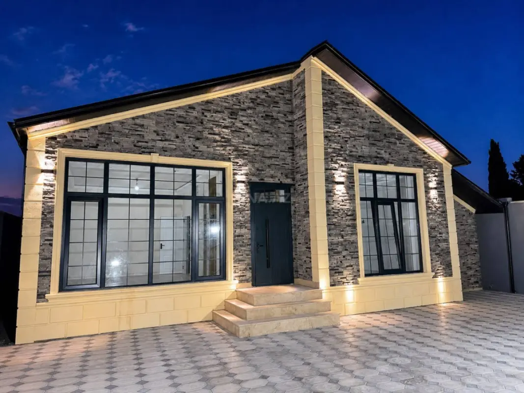 Satılır 4 otaqlı həyət evi 133 m²