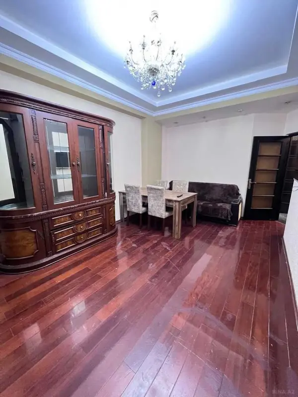 Kirayə verilir 3 otaqlı mənzil 100 m²