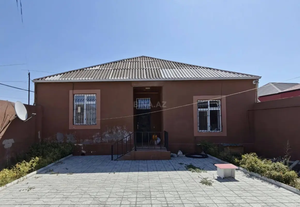 Satılır 3 otaqlı həyət evi 110 m²