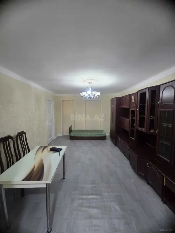 Kirayə verilir 2 otaqlı mənzil 45 m²