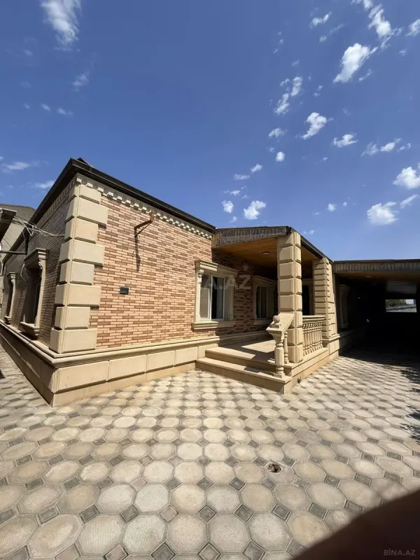 Satılır 3 otaqlı həyət evi 250 m²