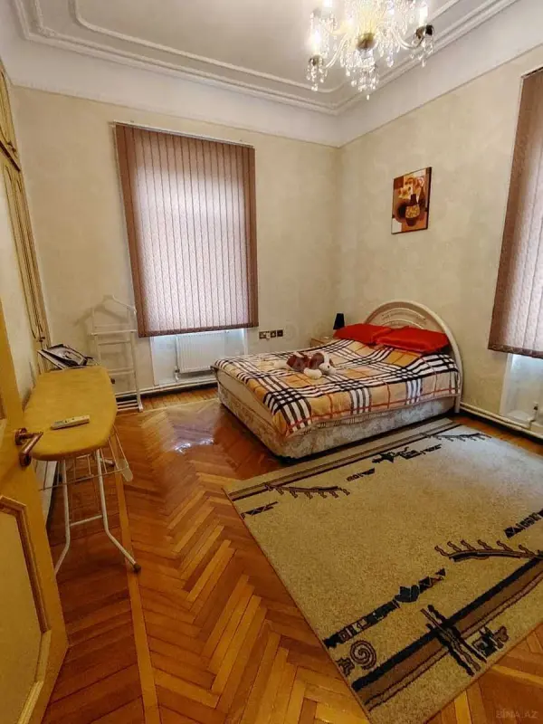 Kirayə verilir 2 otaqlı mənzil 62 m²