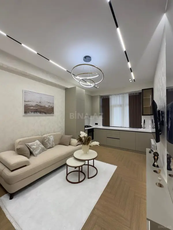 Kirayə verilir 2 otaqlı mənzil 75 m²