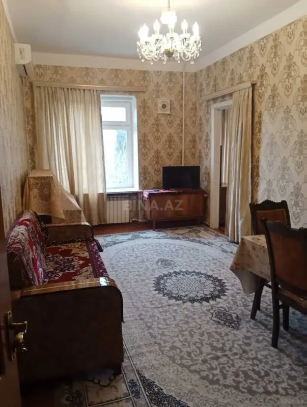 Kirayə verilir 2 otaqlı mənzil 72 m²