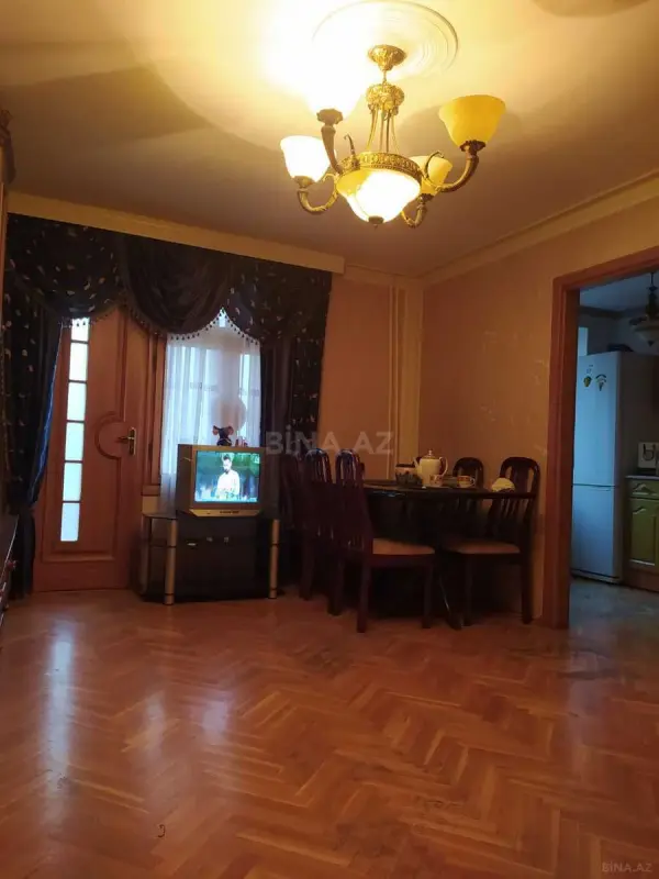 Kirayə verilir 2 otaqlı mənzil 55 m²