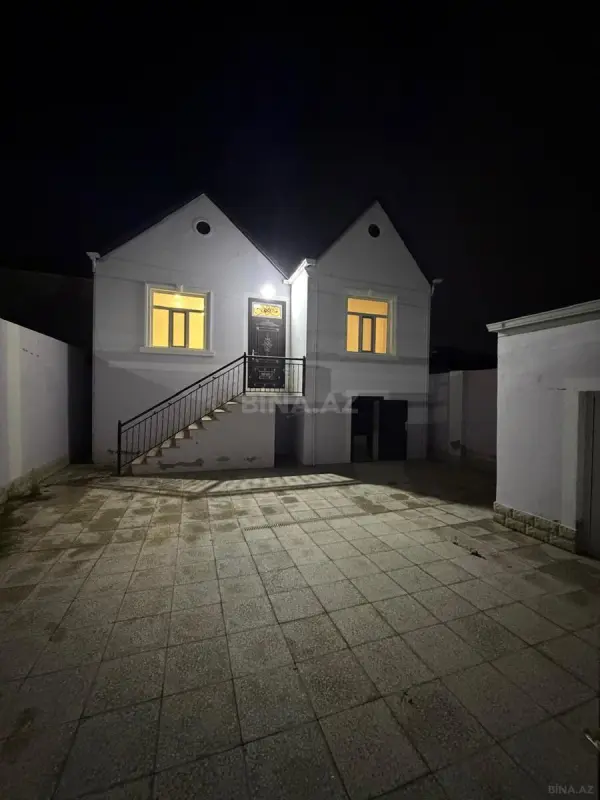 Satılır 3 otaqlı həyət evi 100 m²