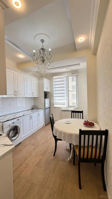 Satılır 2 otaqlı mənzil 86 m²