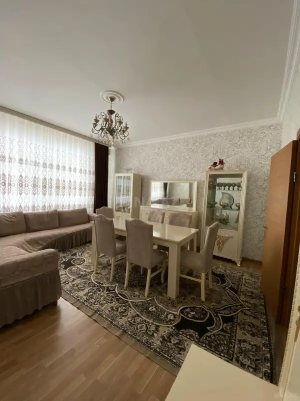 Kirayə verilir 3 otaqlı mənzil 94 m²
