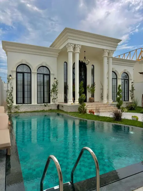 Satılır 5 otaqlı həyət evi 220 m²