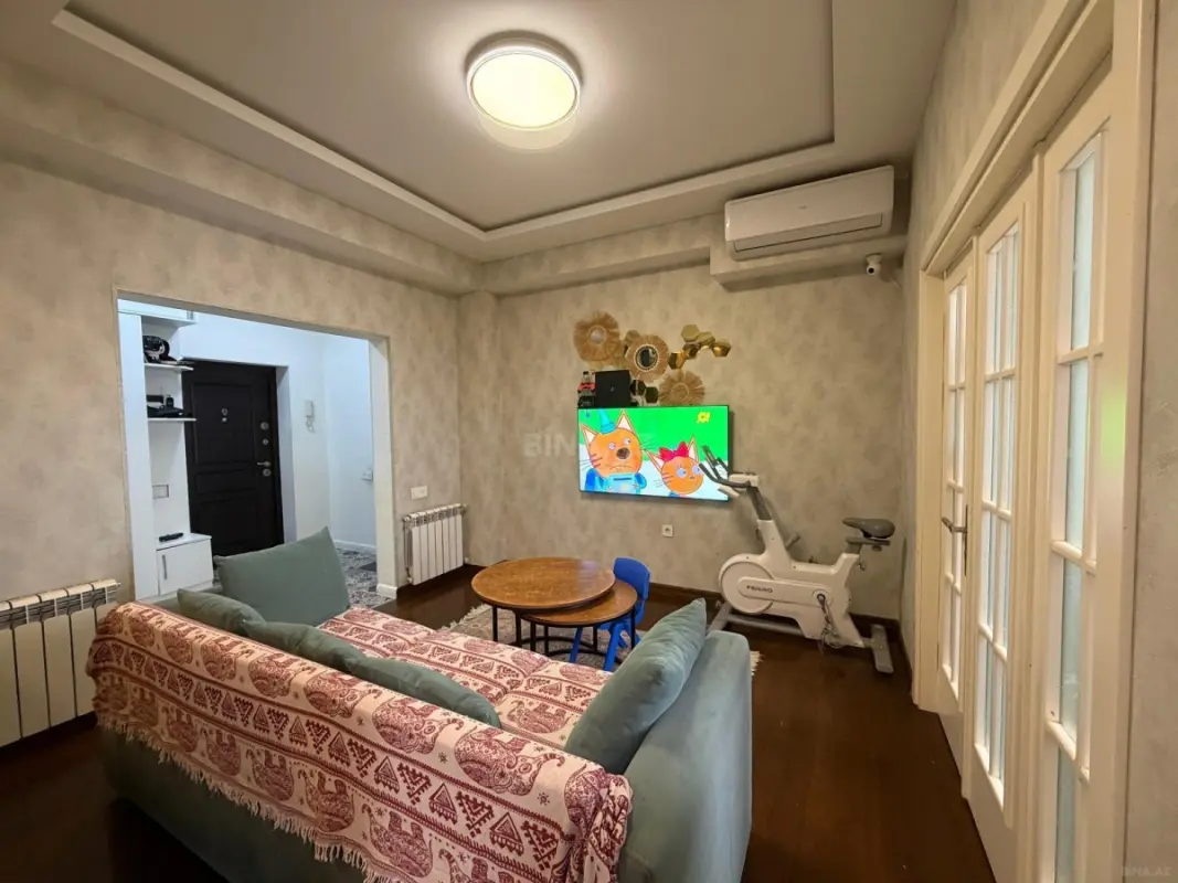 Satılır 2 otaqlı mənzil 53 m²