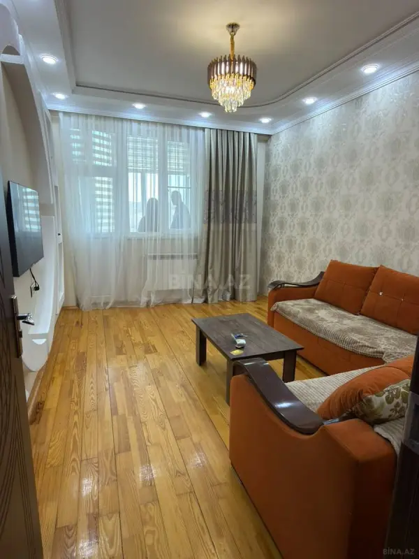 Kirayə verilir 2 otaqlı mənzil 75 m²