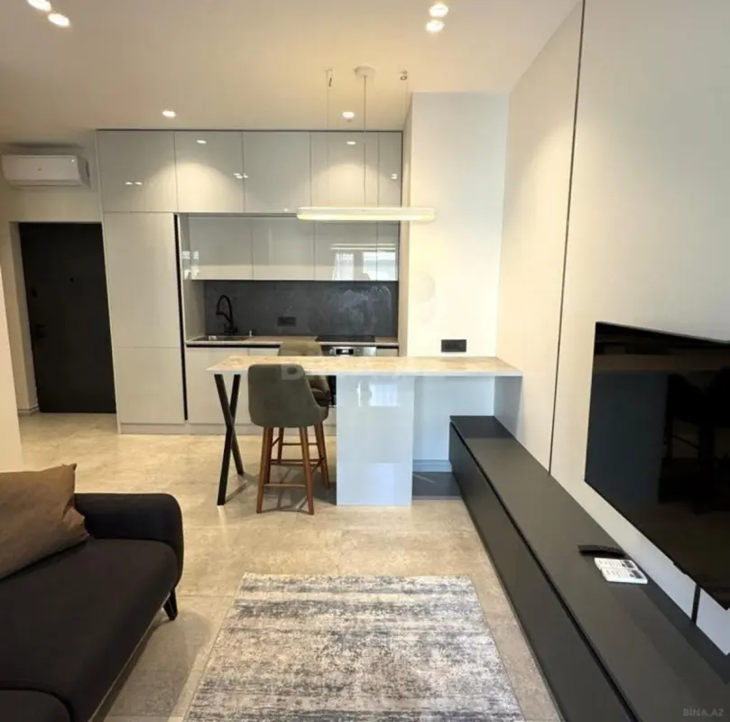Kirayə verilir 2 otaqlı mənzil 55 m²