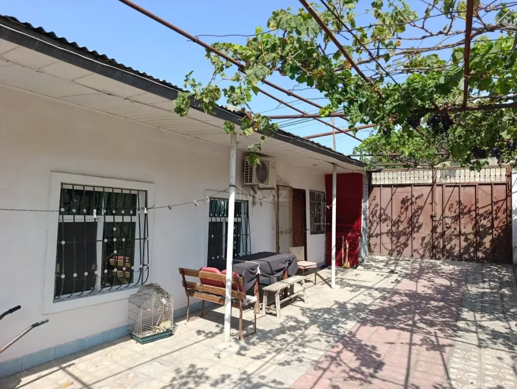 Satılır 5 otaqlı həyət evi 120 m²