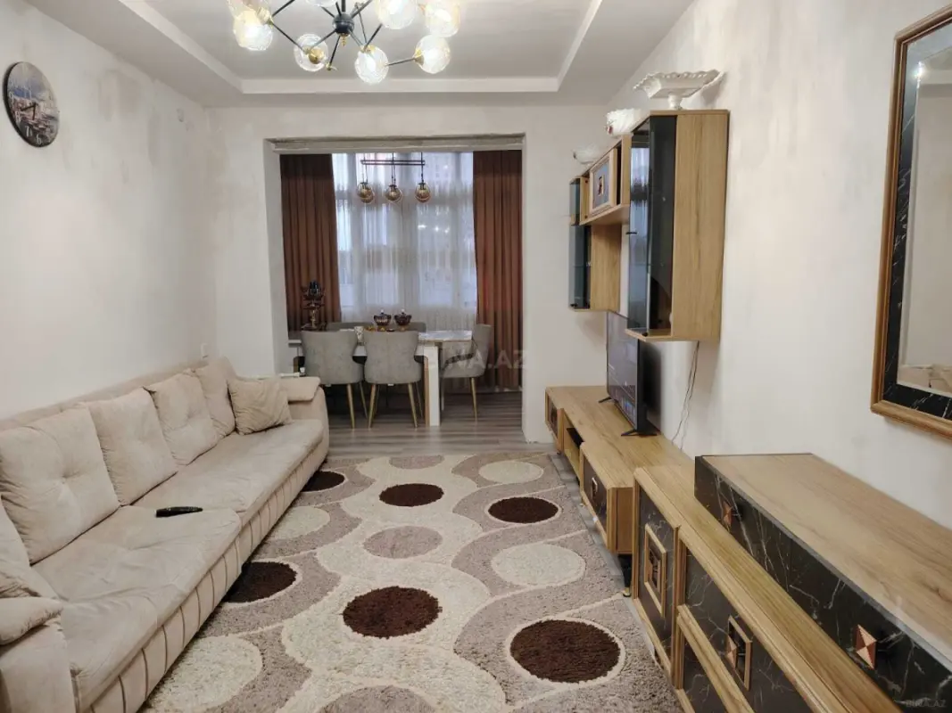 Satılır 4 otaqlı mənzil 80 m²