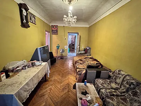 Satılır 4 otaqlı mənzil 85 m² — Bakı 4 otaq 85.00 m²