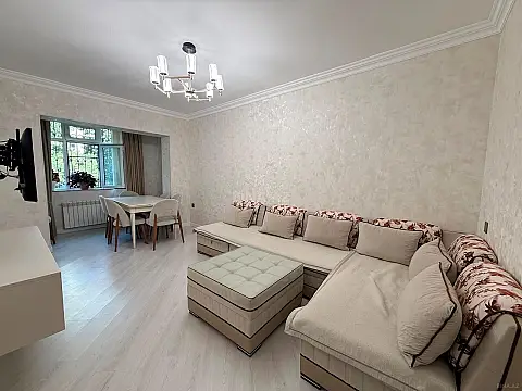 Satılır 4 otaqlı mənzil 100 m² — Bakı, Nizami 4 otaq 100.00 m²