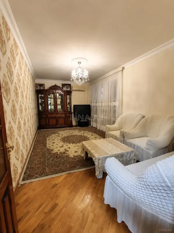 Satılır 4 otaqlı mənzil 104 m²