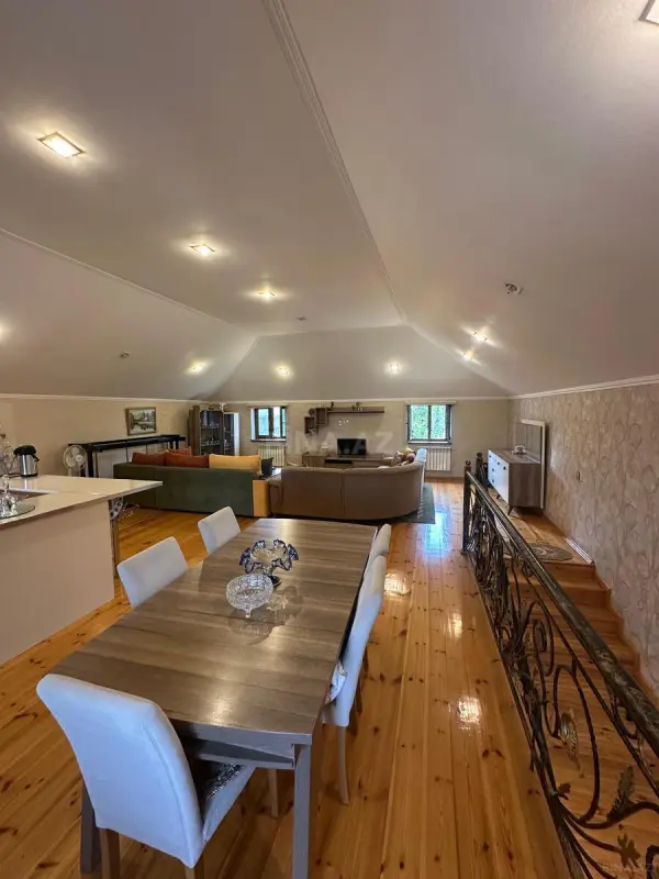 Satılır 4 otaqlı həyət evi 160 m²